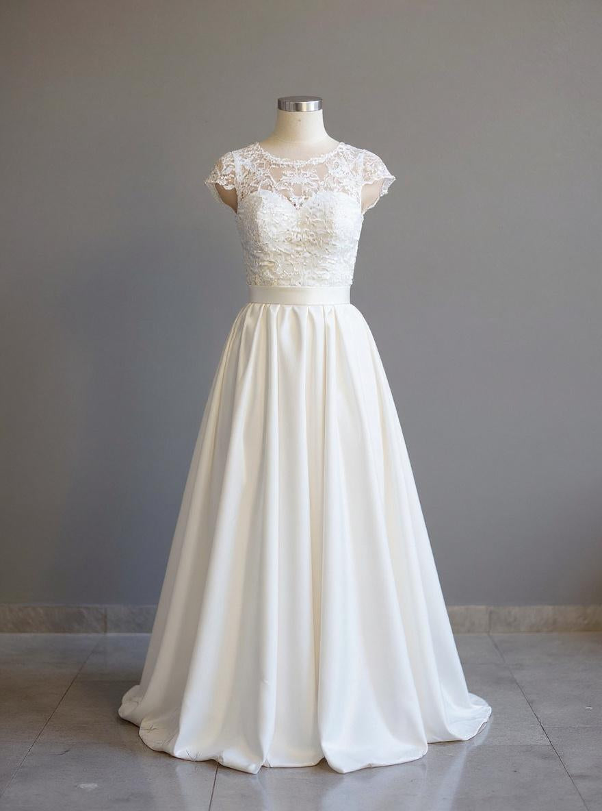 SLEEVELESS LACE BODICE BALL GOWN